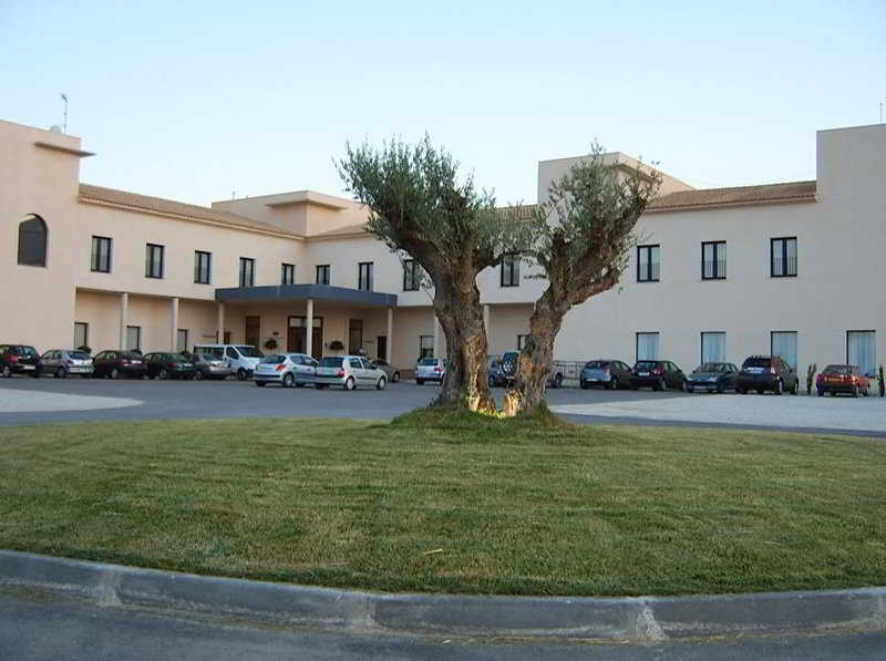 Hotel Maria Jimena Ocaña エクステリア 写真